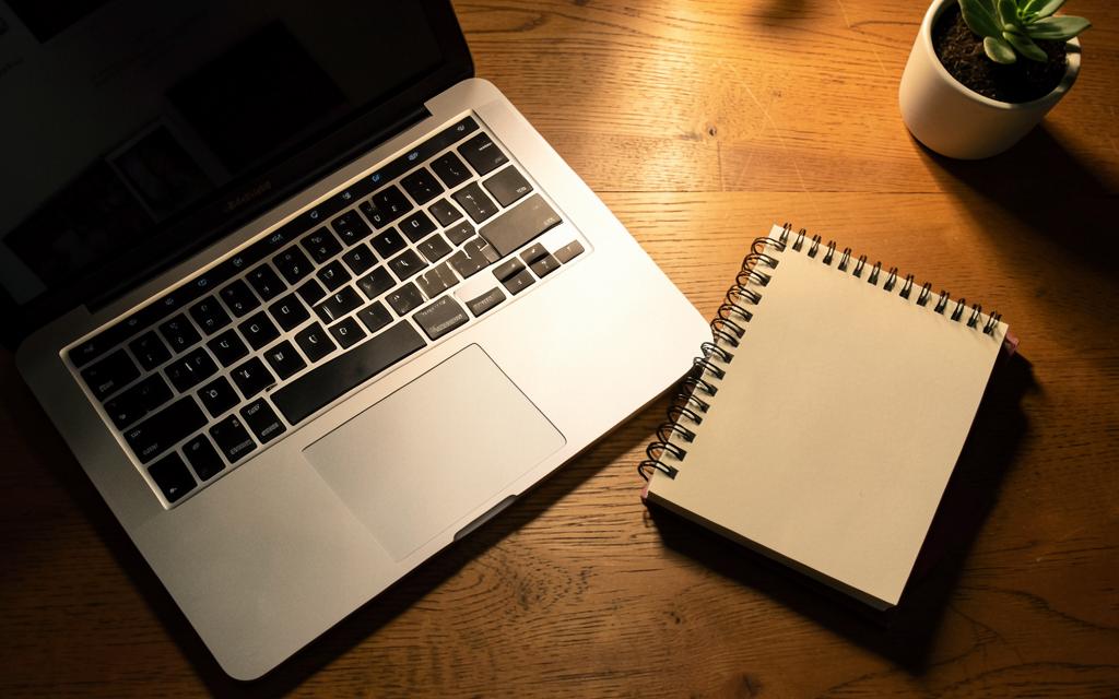 How US companies hire remote software developers from Pakistan